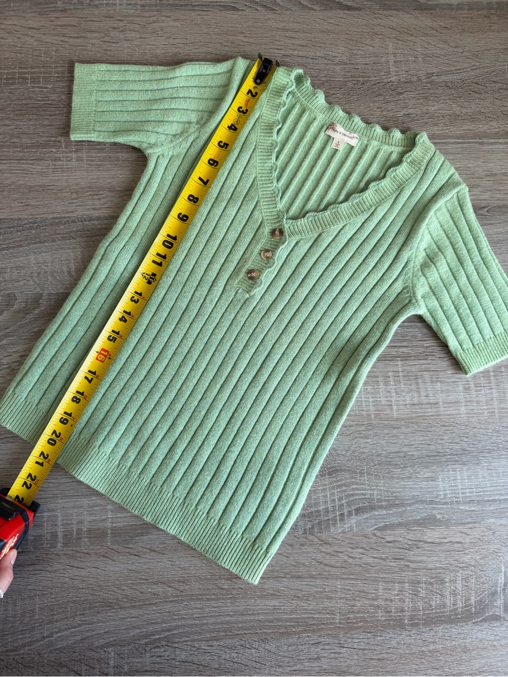 Hem & Thread Light Green Ribbed V-Neck Buttoned Knit Top - Picture 4 of 10